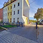 Radiostacja Vi, 3-pokojowe Parking Free Apartment Gliwice
