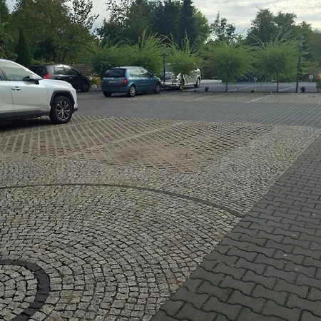 Radiostacja Vi, 3-pokojowe Parking Free